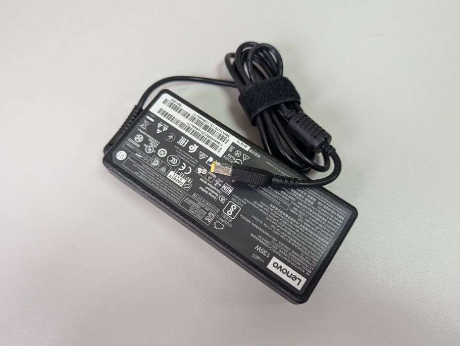 Зарядка Lenovo 135W/20V/6.75A/опт.роздріб.квадратка.100+шт.оригінальна