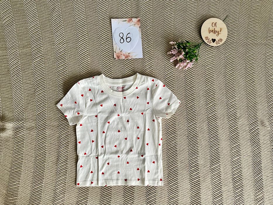 Wyprzedaż koszulka serca primark 86
