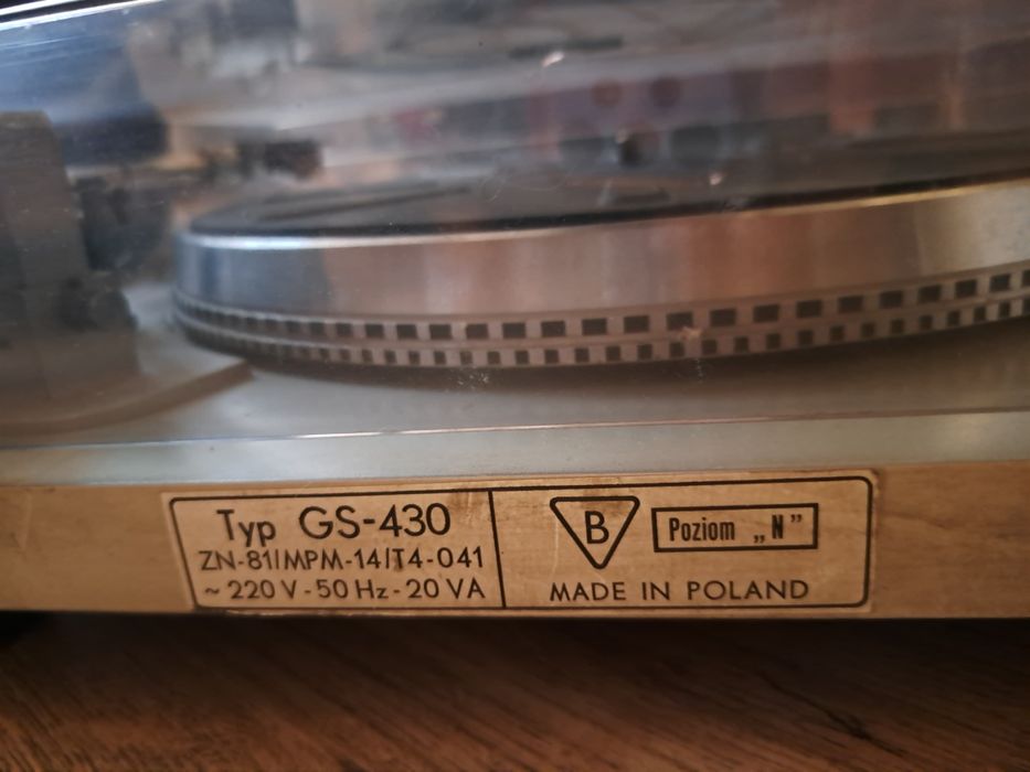 Gramofon UNITRA G8010