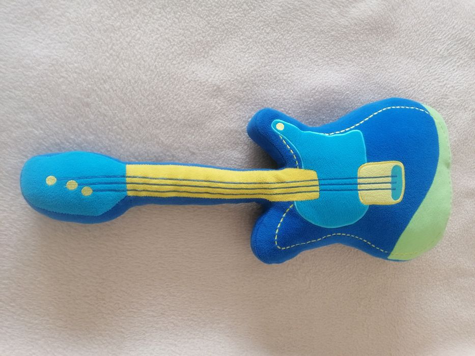 Miękka poduszka  dziecięca w kształcie gitary 60 x 25 cm  IDEALNY STAN