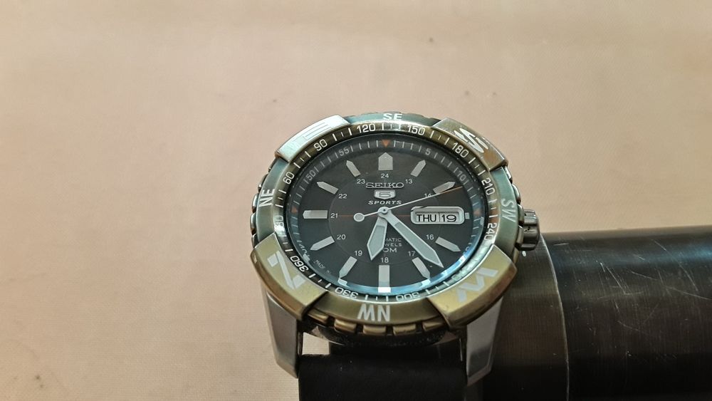 Часы Seiko 5 SNZJ03J1 Automatic Sports. Оригинал.