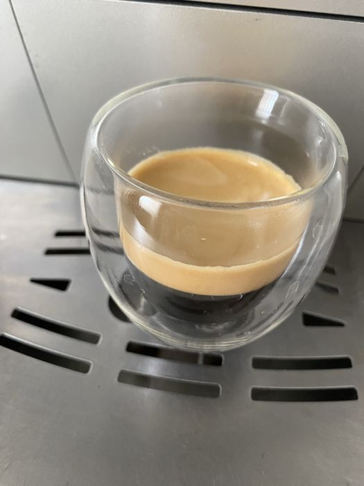 Кавомашина Delonghi ECAM23.420 Intensa є Вибір гарний стан