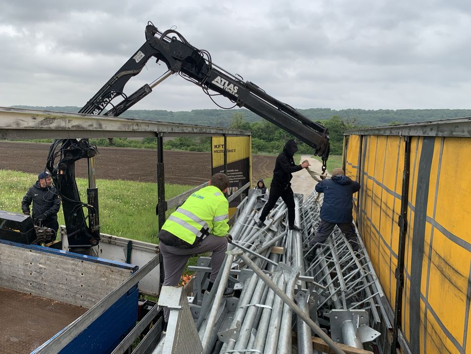 Послуги маніпулятора,вантажні перевезення