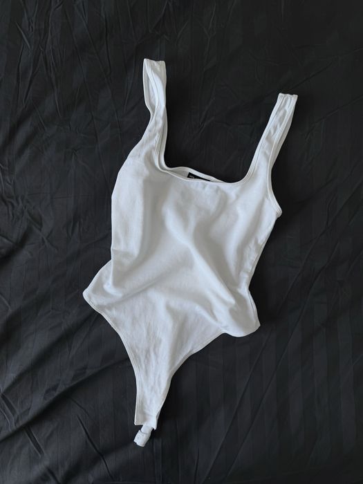 Базова футболка біла, сіра, чорна Zara