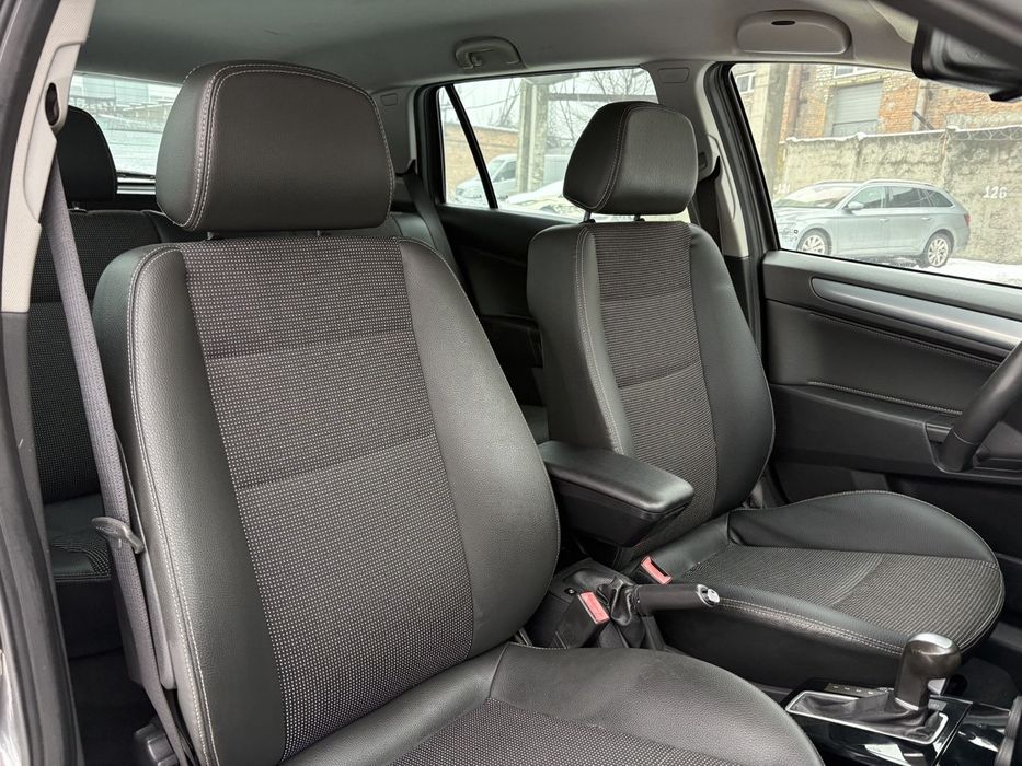 !АВТОМАТ! Опель Астра 2009 року з Голландії