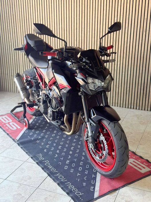 Kawasaki Z900 Akrapovic 2021