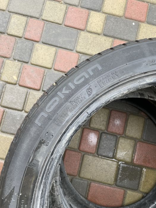 Шини NOKIAN 245/45.R19.