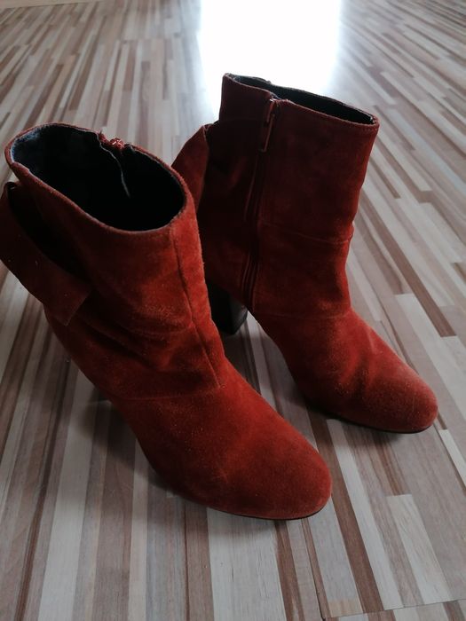Botki zamszowe 36