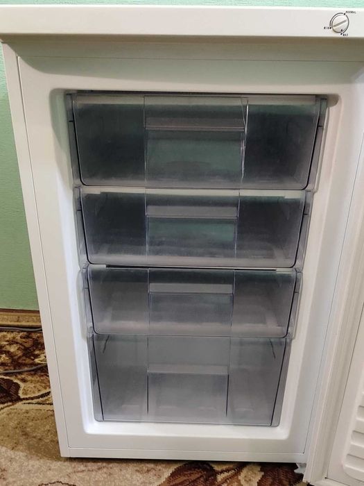 Камера морозильна WHIRLPOOL AFB 601 AP