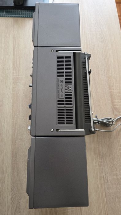 Boombox / Ghetto Blaster Hitachi TRK-9100EZ