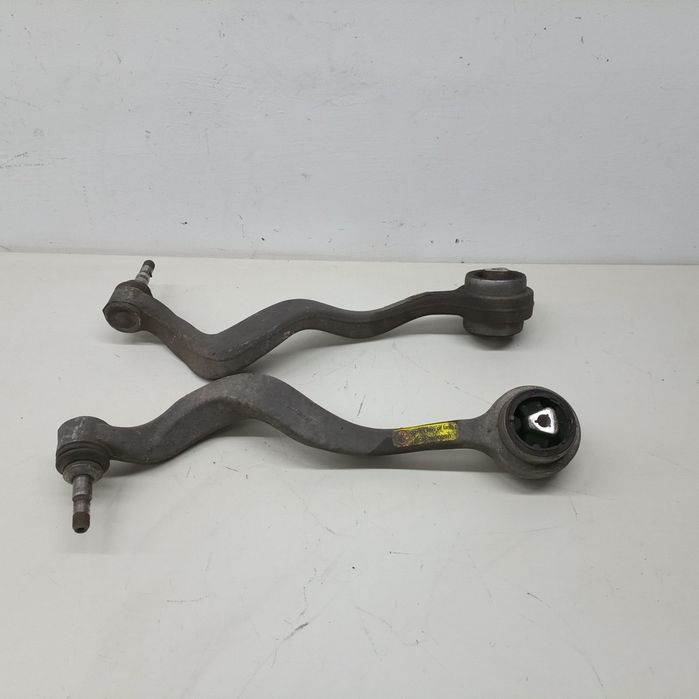 Braços de suspensão esquerdo e direito - BMW 5 Touring (E61) | 04 - 10