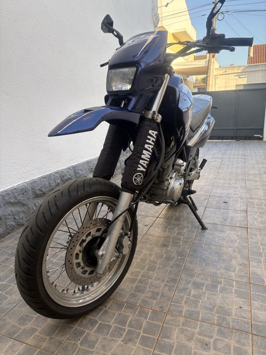 YAMAHA XT 600 super motard