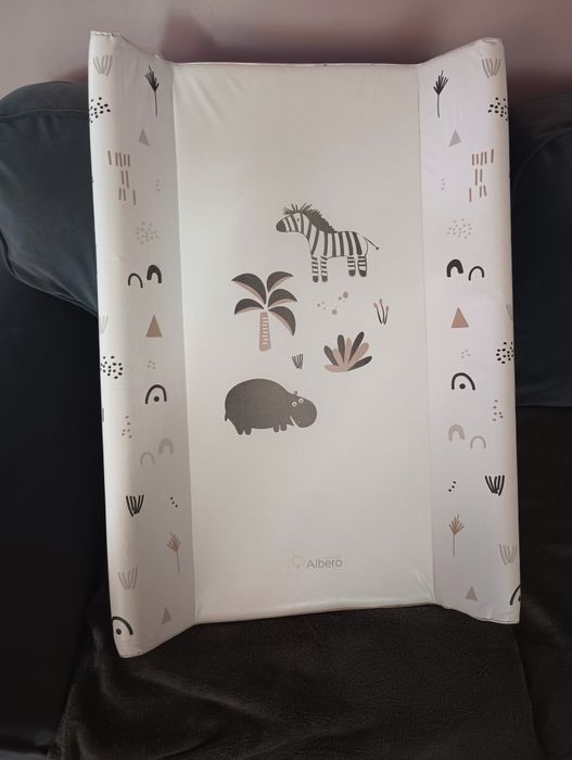 Przewijak. Sztywna podstawa