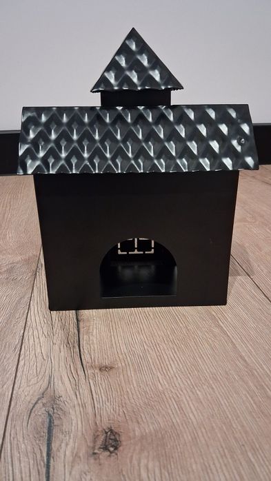 Sprzedam dekoracje czarna