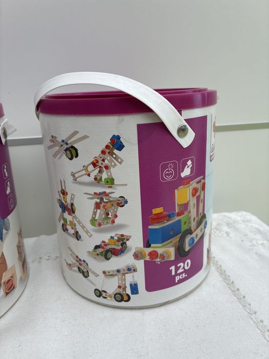Brinquedos educativos Montessori Puzzle Comboio Cubos