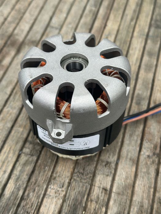 Silnik napędowy 170W Graef M90