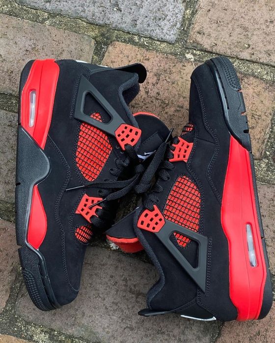 Кросівки Nike Air Jordan 4 Retro Red Thunder Джордан чорні червоні