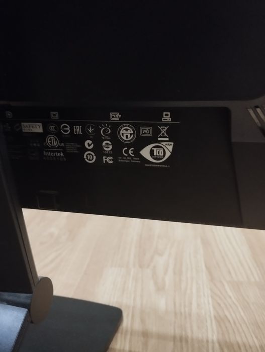 Монітор модель HP z23i