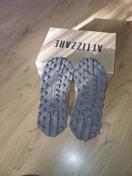 Жіночі кросівки на меху ( безкоштовна доставка )