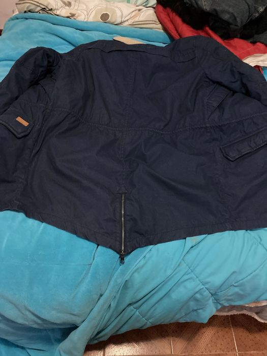 Casacao com pelo pull and bear pouco uso impecavel com capuz