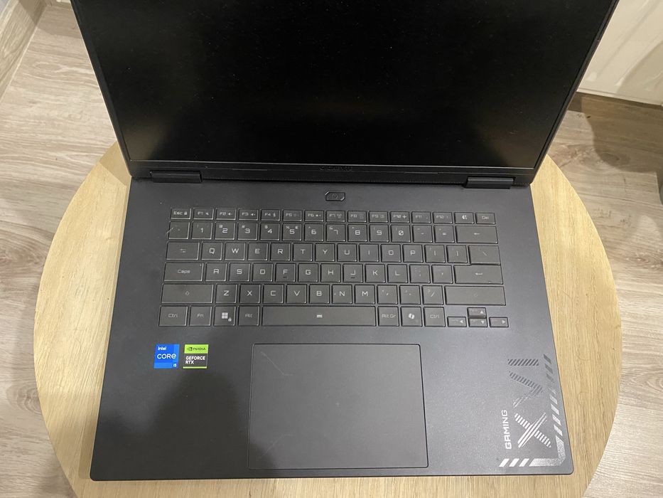 Gigabyte GAMING A16 i5-13420H/ RTX4050/165Hz + podkladka chlodząca