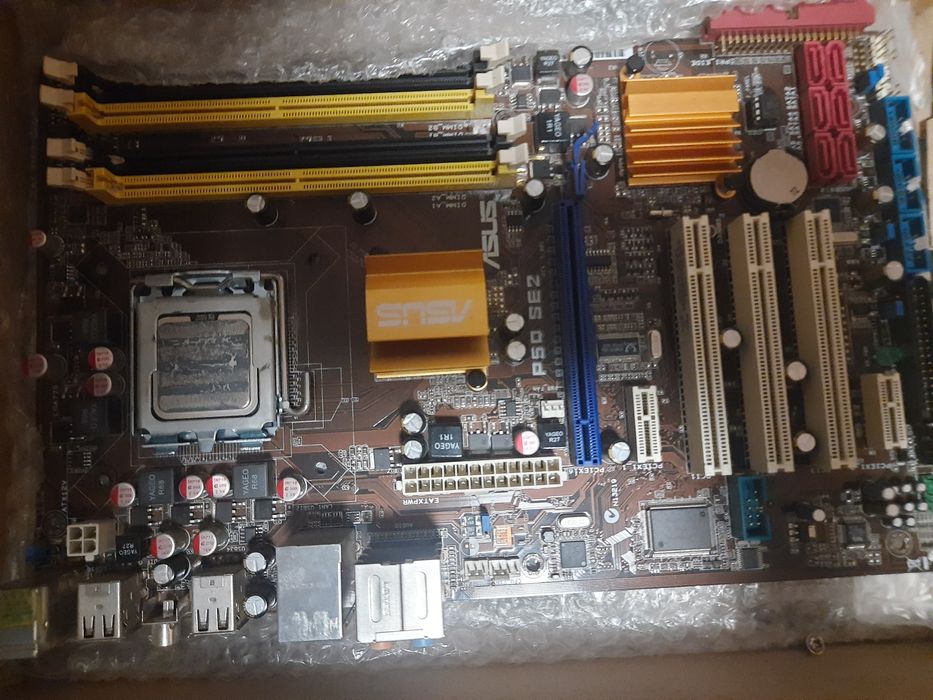 Продам комплект asus p5q se2,проц xeon 5450,оператива ддр2 6гб