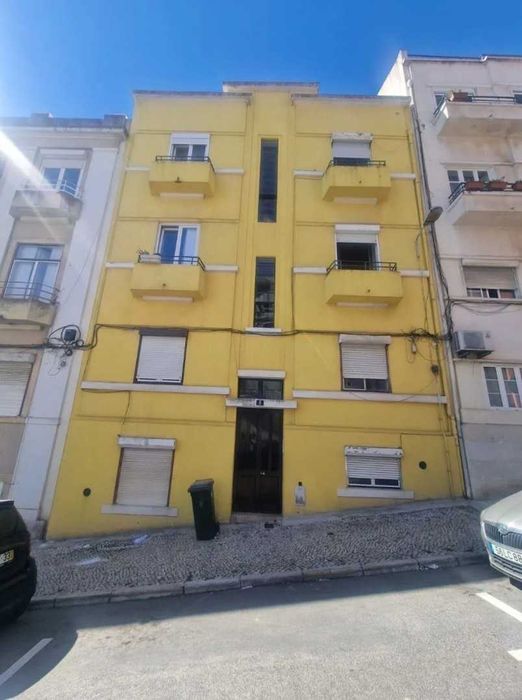 T2 Remodelado, 75 m² – Lisboa (Penha de França) – 1200€