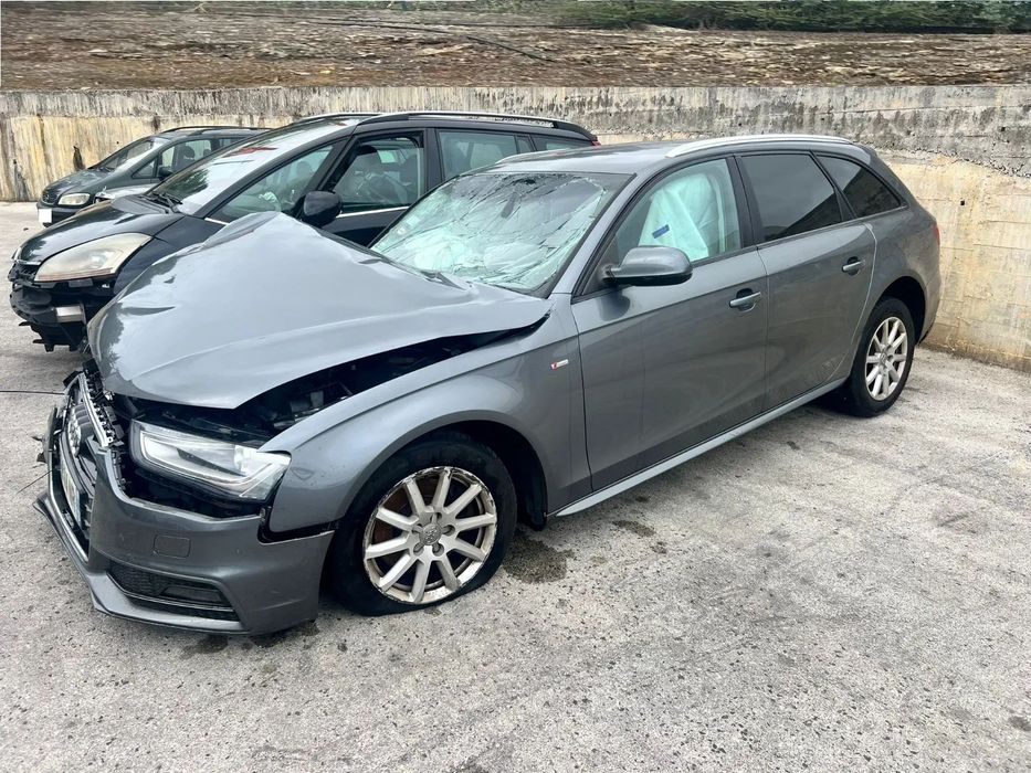 Audi A4 Avant 2.0 TDI S-LINE de 2014 para peças