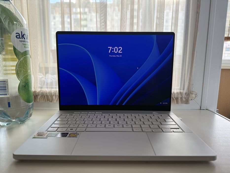 Asus Rog Zephyrus G14 2024 OLED 4060 1TB