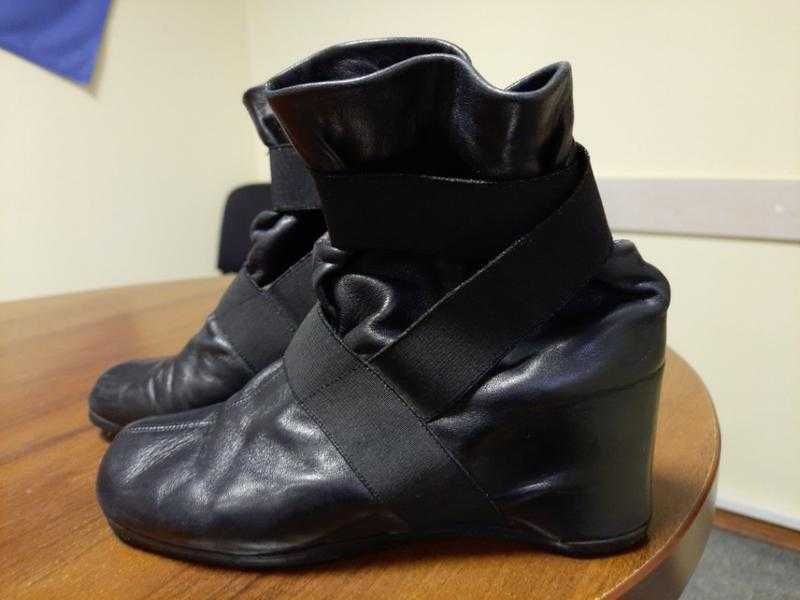 Ботильоны Thierry Rabotin