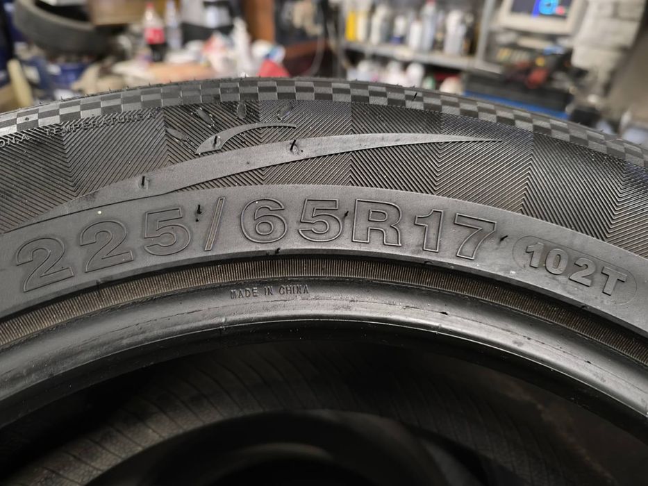 Продам резину літню