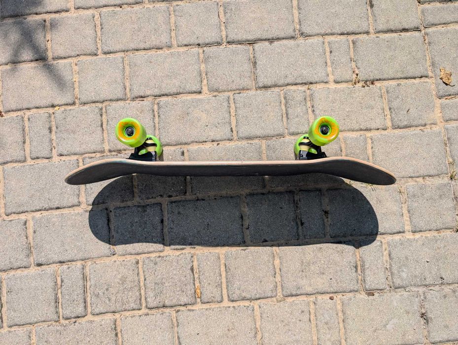 Deska 8.5 składana w Anglii na zamówienie