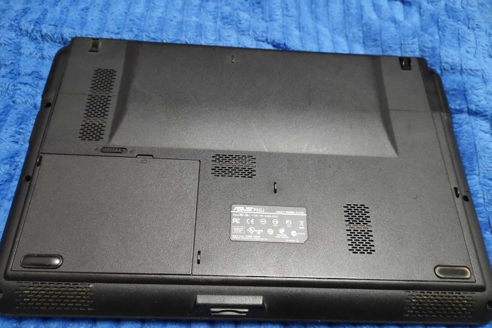 Корпус ноутбука ASUS P50IJ с материнской платой и прочим