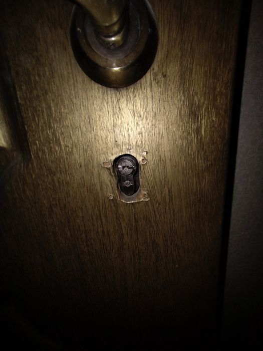 Вхідні двері  ( б/у)