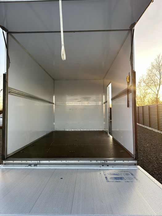 Renault Master TwinCab Гідроборт