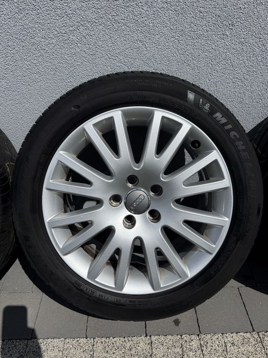 Felgi z oponami letnimi 17 cali Audi 5x112 225/50/17