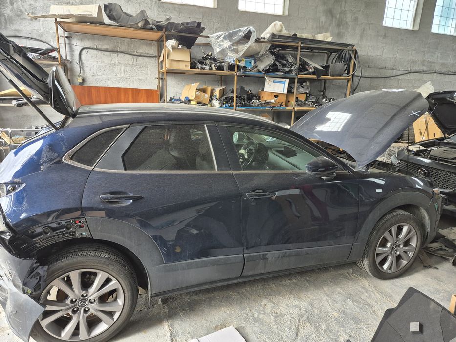 Mazda CX-30 мазда сх30. Двері. Колір 46g, 41w, 42м