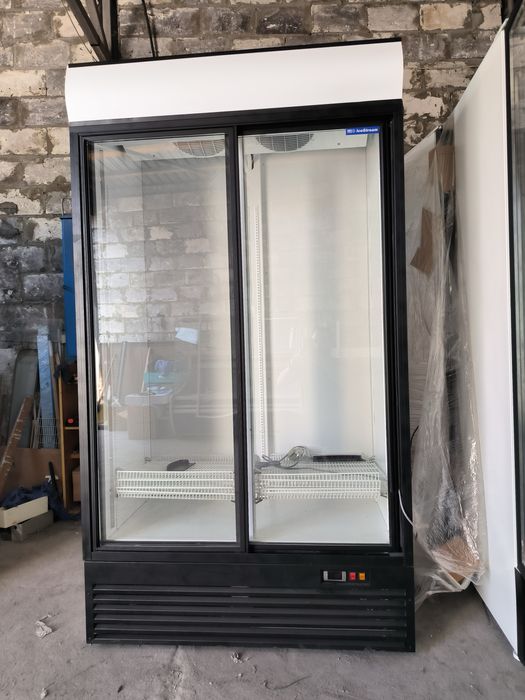 Холодильна витрина холодильна шафа