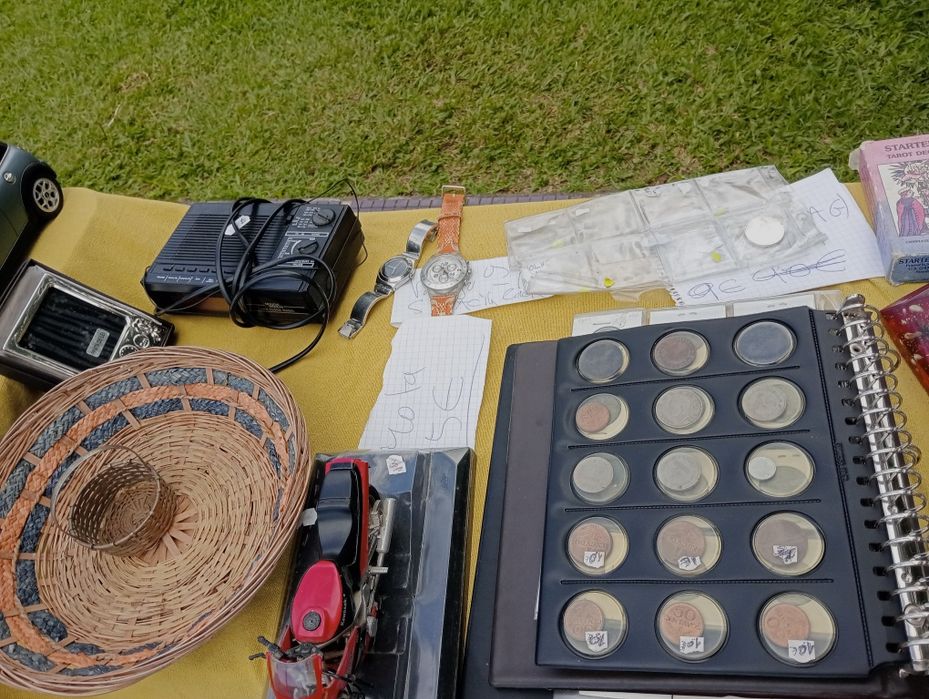 Tudo o que está nas fotos..a bons preços