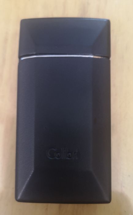 Оригинальная зажигалка colibri