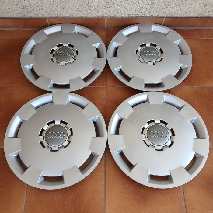 AUDI A3 8P A4 B6 B7 Kołpaki 15'' 8E0601147A Komplet