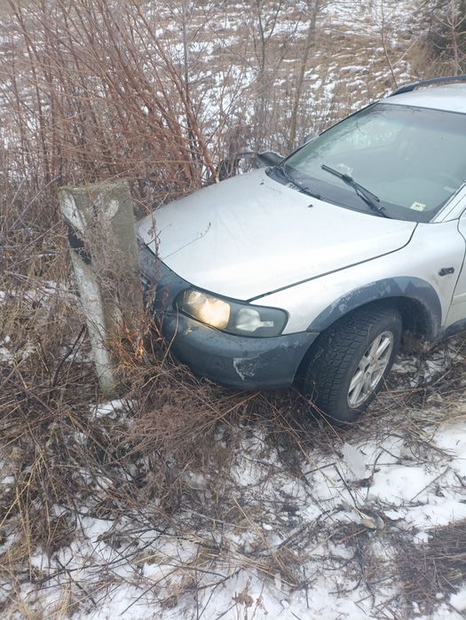 VOLVO  XC70 дизель АКПП D5