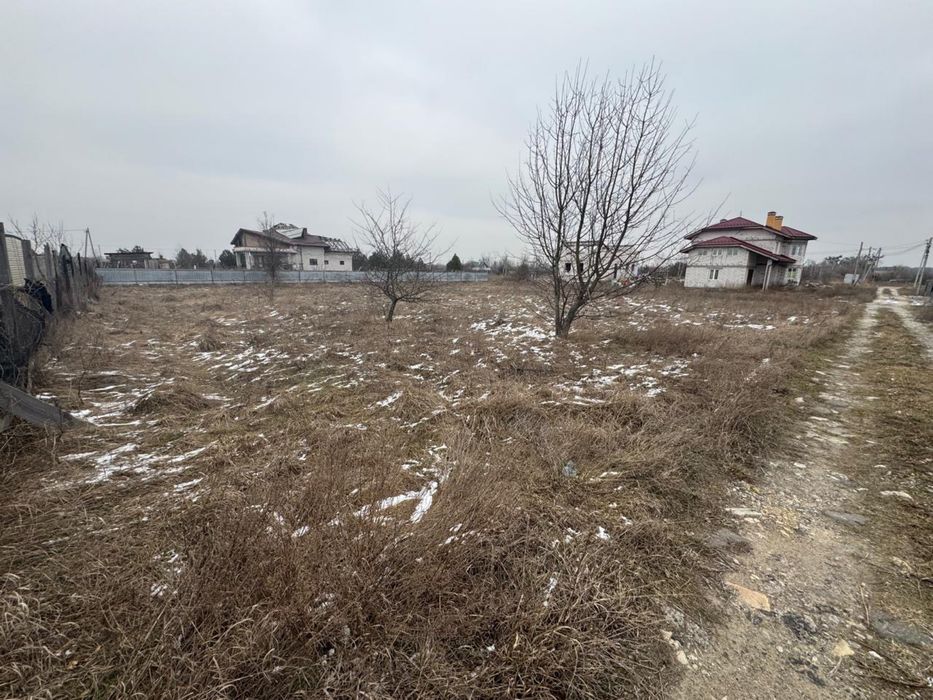 Продам земельну ділянку с. Ясногородка