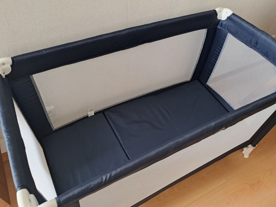 Cama de viagem + colchão (Zippy)