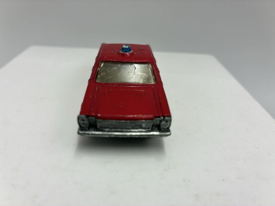 Matchbox Lesney Ford Galaxie no 59 Fire Chief Car