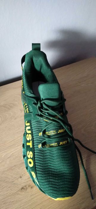 Buty sportowe-nowe rozm.45