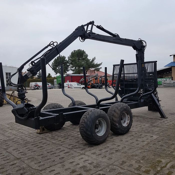 Przyczepa leśna PALMS 12 ton  Używana przyczepa leśna PALMS 12 ton, Żuraw 6,8 m