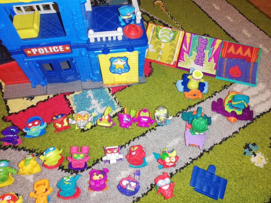 Komisariat + zestaw super zings