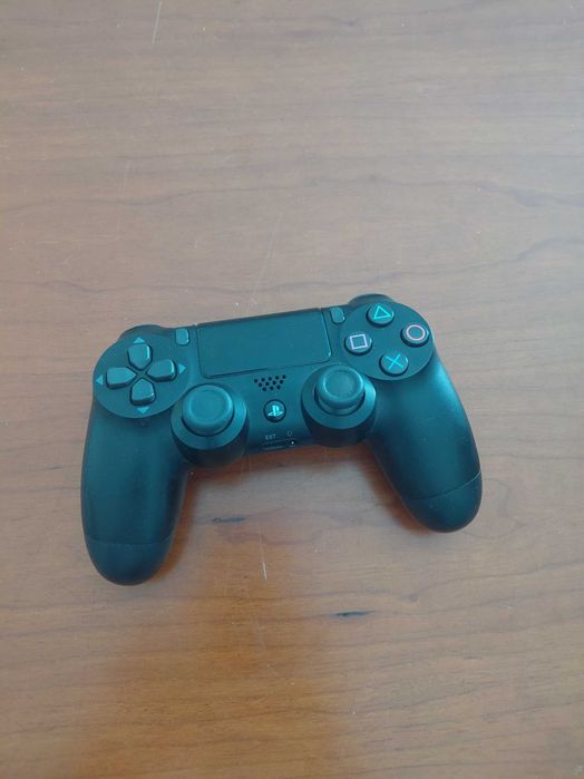 Vendo consola PS4 1T 4K