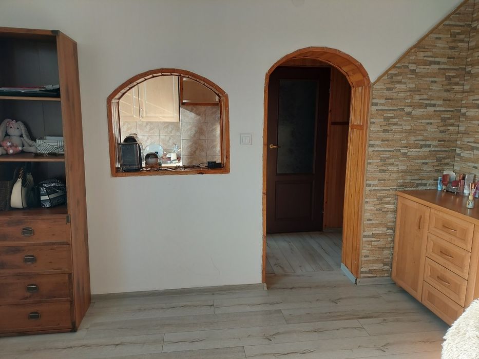 Wynajmę kawalerkę 30 m ,1200zl,  ul . Przemyslowa